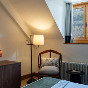 Rincón de habitación de habitación del Parador de Bielsa