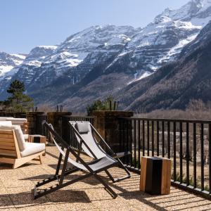 Terraza con vistas del Parador de Bielsa