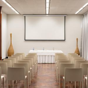 Salón de eventos corporativos en el Parador de Ceuta
