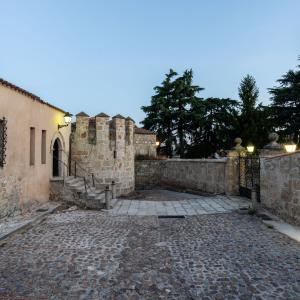 Lateral de la fachada del Parador de Ciudad Rodrigo