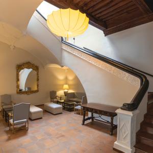 Escalera del Parador de Cuenca