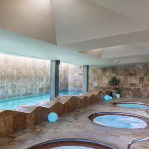 Jacuzzis del spa del Parador de El Saler