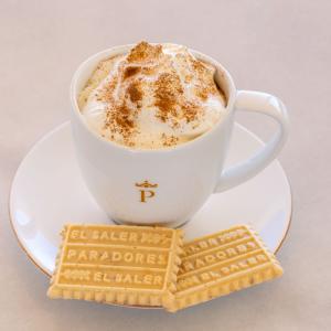 Leche con galletas, postre del Parador de El Saler