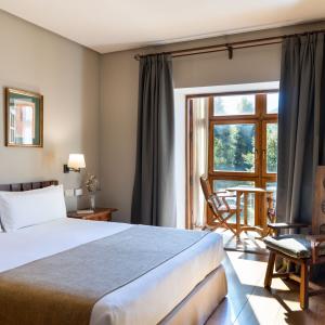 Habitación doble estándar en el Parador de Fuente Dé