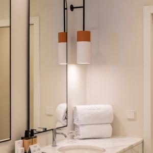 Detalle baño del Parador de Ibiza