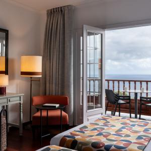 Vistas a la terraza de habitación superior del Parador de La Palma