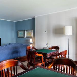 Salon para clientes en el Parador de La Palma