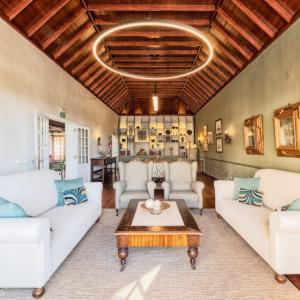 Salón de clientes del Parador de La Palma