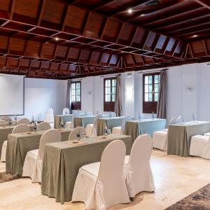 Montaje corporativo del Parador de La Palma