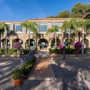 Fachada del Parador de Málaga Gibralfaro