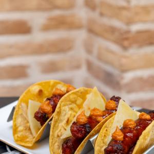 Tacos de txistorra de Navarra del restaurante del Parador de Olite-Erriberri