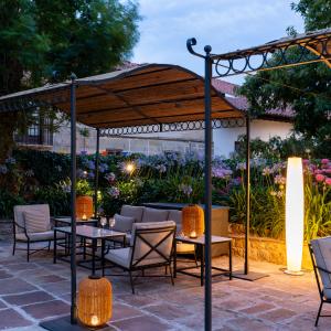 Terraza trasera del Parador de Santillana Gil Blas