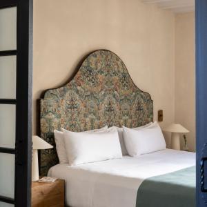 Acceso a habitación del Parador de Santillana Gil Blas