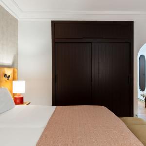 Vista lateral de habitación estándar del Parador de Sigüenza