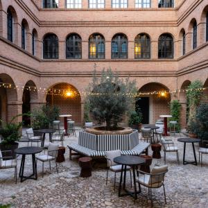 Patio para salones de eventos del Parador de Sigüenza