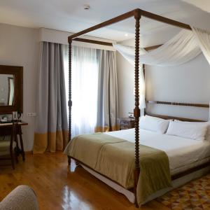 Habitación superior en el Parador de Tordesillas