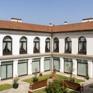 Vista del claustro interior del Parador de Trujillo