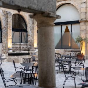 Detalle del pozo del patio interior del Parador de Trujillo