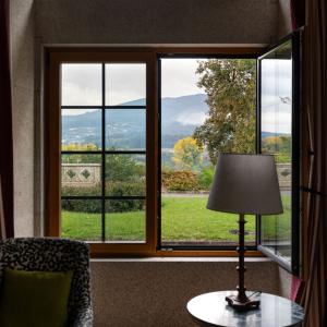 Vistas desde el interior del Parador de Tui