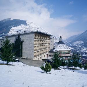 Parador de Vielha nevado