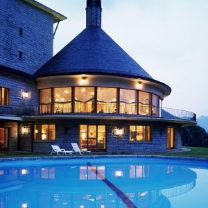 Parador de Vielha visto desde la piscina