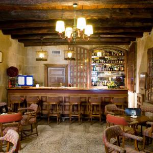 Cafetería y barra de bar del Parador de Pontevedra
