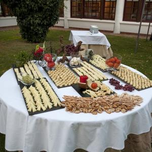 Mesa de quesos en un banquete en el Parador de Albacete