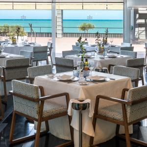 Restaurante con vistas al mar del Parador de Cádiz
