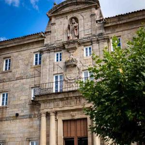 Fachada del Parador de Monforte de Lemos