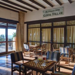 Parador de Sos del Rey Católico Gastronomía Cafetería 