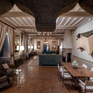 Zonas comunes del Parador de Jarandilla de la Vera