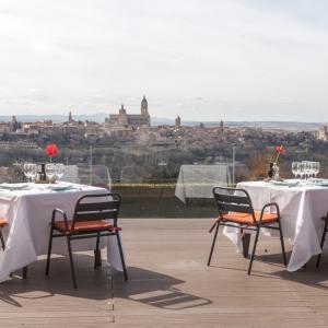Parador de Segovia Gastronomía Terraza 14 
