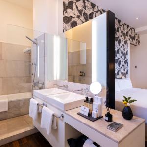 Parador de Alcalá de Henares - Junior Suite 