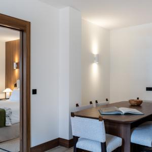 Detalle decoración de la suite del Parador de Bielsa