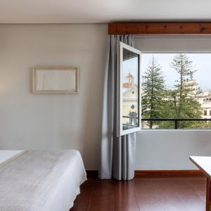 Vista parcial de habitación doble superior del Parador de Ceuta