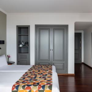 Lateral de habitación superior del Parador de La Palma