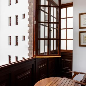 Escritorio de habitación estándar del Parador de La Palma