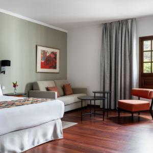 Habitación estándar con dos camas del Parador de La Palma