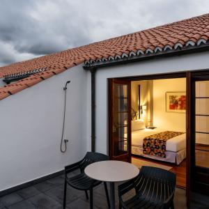 Detalle de terraza de habitación superior del Parador de La Palma