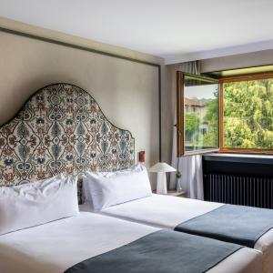 Habitación doble estándar del Parador de Santillana Altamira
