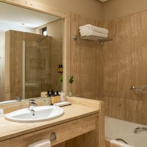 Detalle de Junior Suite del Parador de Santillana Gil Blas