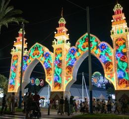 Portada de la feria de Mérida.