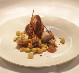 Plato de la Hostería