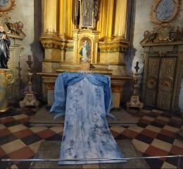 Alfombra de nudo turco diselada por la artista y tejida por la Real Fábrica de Tapices