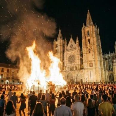 Hoguera de San Juan, León