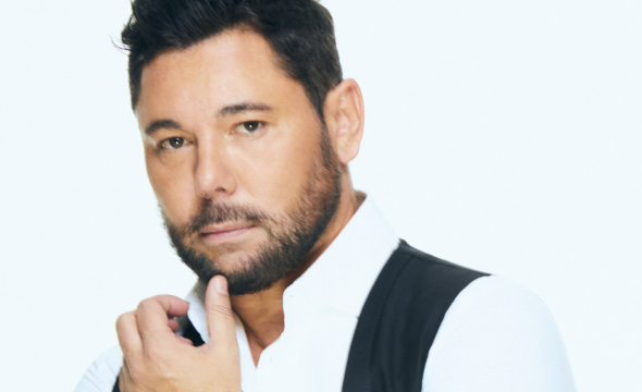Artista flamenco Miguel Poveda