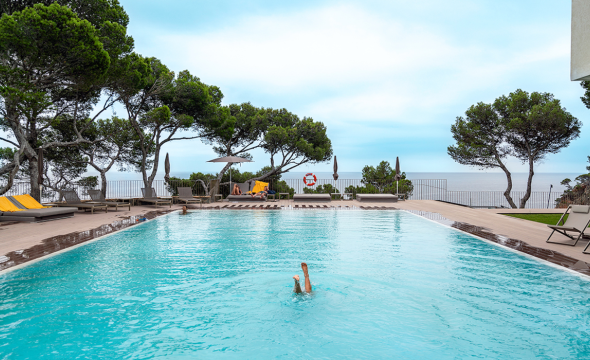Piscina del Parador de Aiguablava