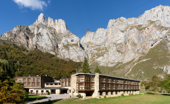 Parador de Fuente Dé y teleférico